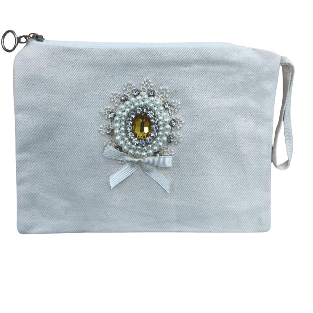 Bej Boncuk İşlemeli Keten Clutch Çanta